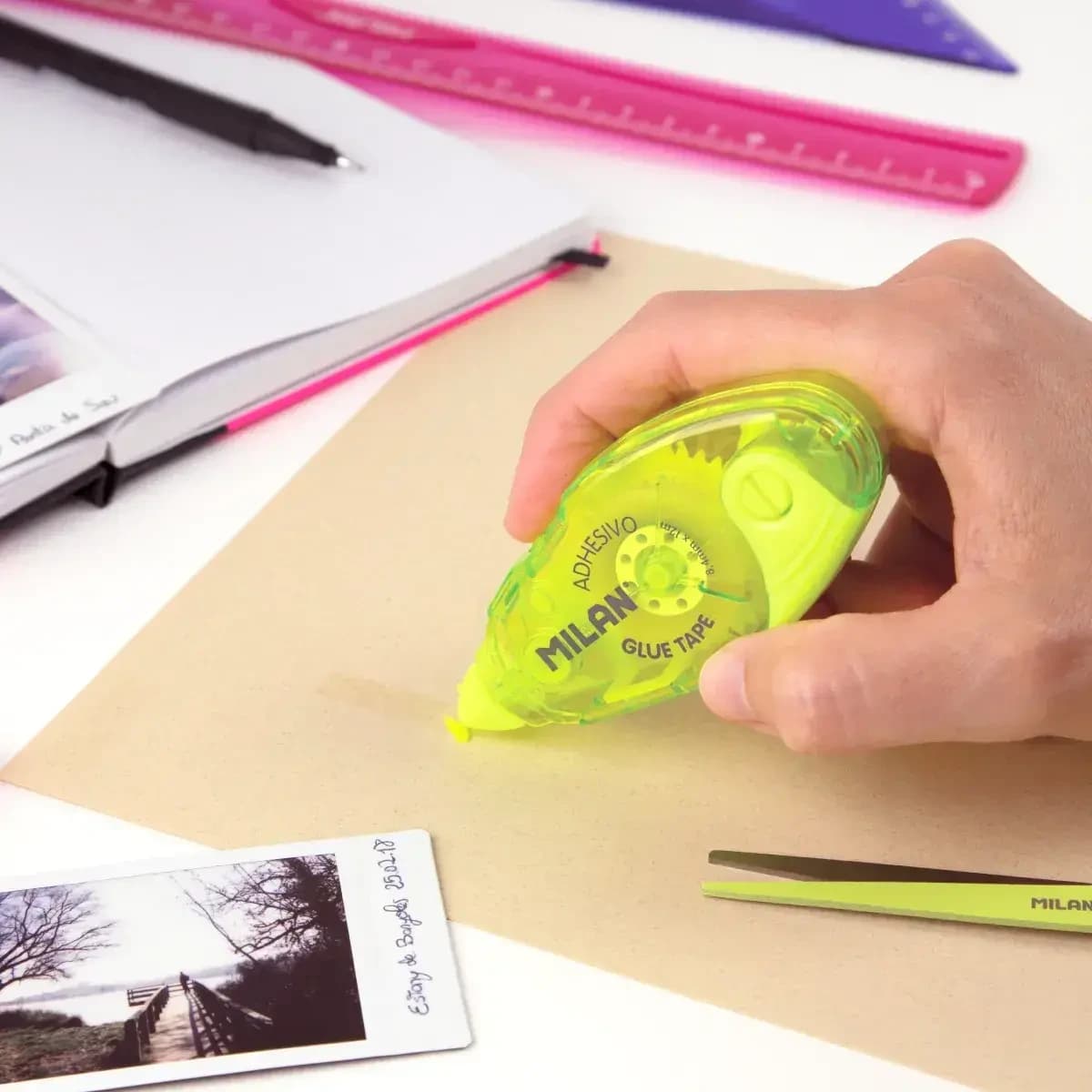 Glue tape 4.webp
