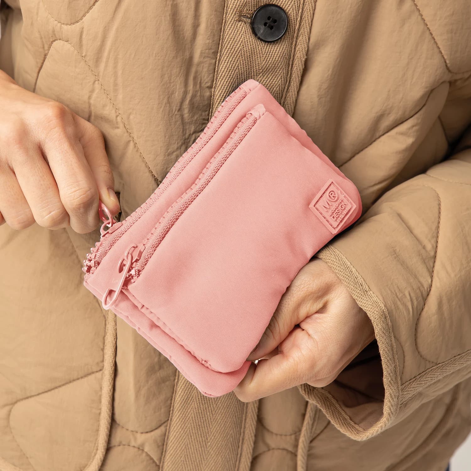 MR19756_11_Monedero Rosa_Urban Soft.jpg